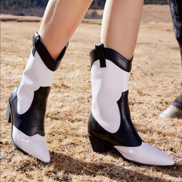 Colorblock Cowgirl Mid Calf Western Boots - Picture 5 of 6